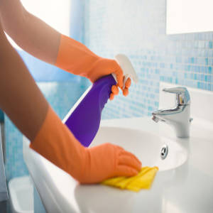 tips to cleaning bathroom