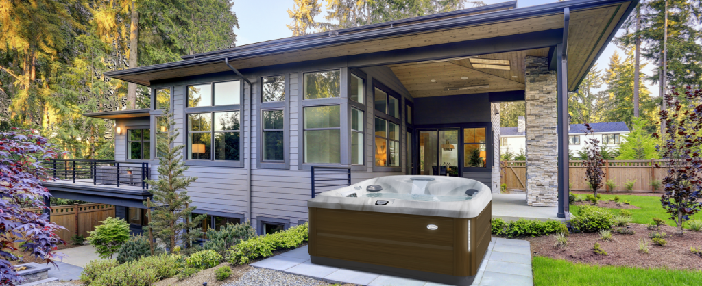 Backyard Hot Tub and Spa Ideas